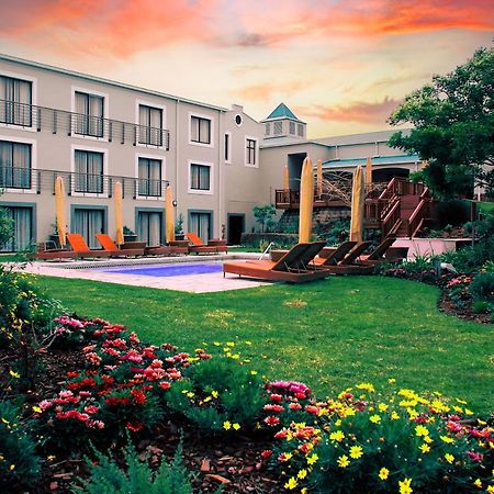 מוסל ביי Garden Route Hotel מראה חיצוני תמונה